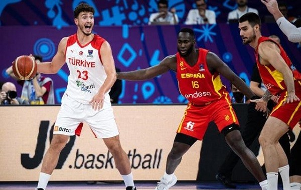 男篮欧锦赛赛况西班牙72-69战胜土耳其 锁定小组第一晋级十六强