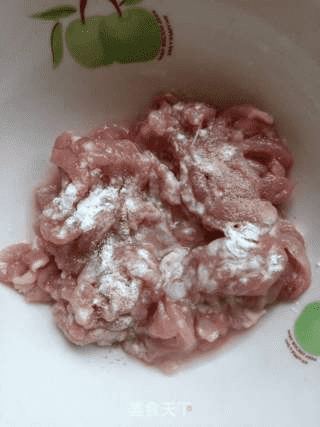 泡菜丝猪肉炒毛豆的做法